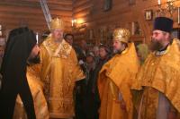 Правящий архиерей возглавил Божественную литургию в красноярском Александро-Невском храме 